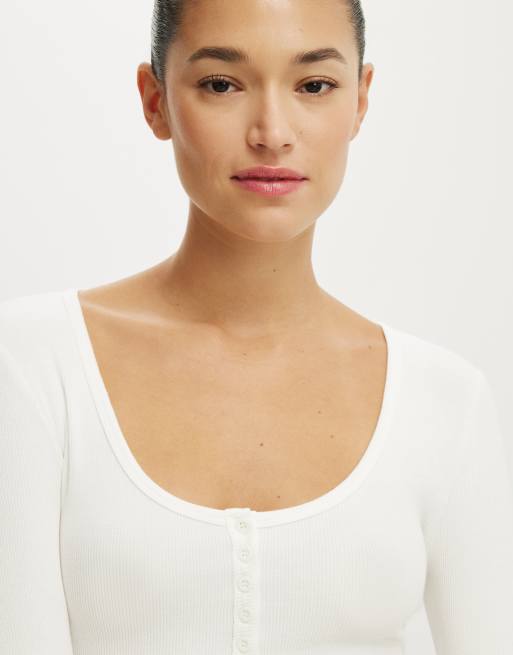 Cotton On Blake rib scoop henley long sleeve in vintage white, 3 of 4