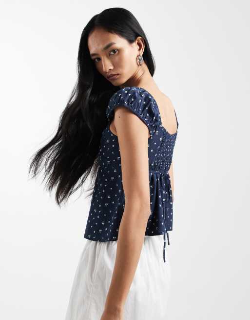 Cotton On - Blouse babydoll nouée dans le dos à petites fleurs - Bleu marine, 4 de 4