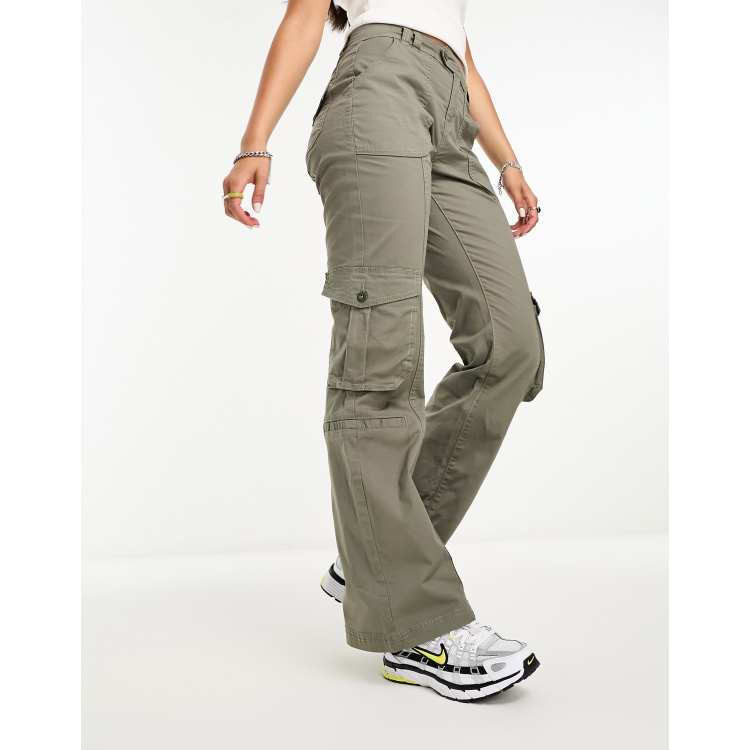 Cotton On bootleg cargo pants in green