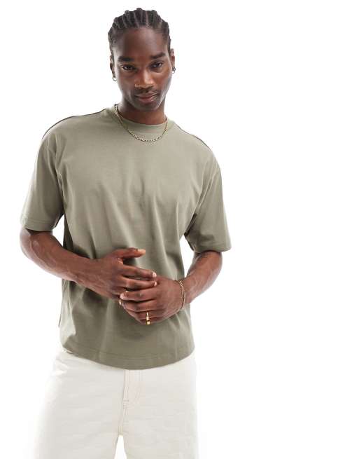 Cotton On Box fit scooped hem t-shirt in green - MGREEN