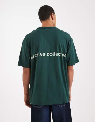 Cotton On Cotton On box fit t-shirt with graphic in pineneedle green