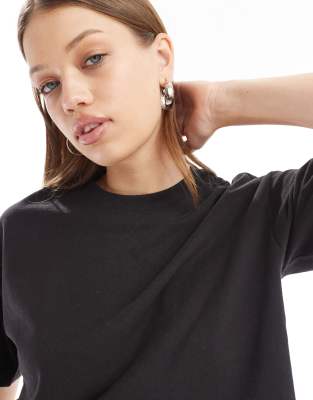 Cotton:on Cotton On Boxy Cropped T-shirt In Black