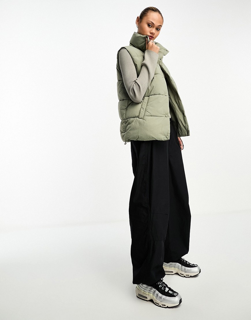 Cotton On button up mother puffer gillet jacket in khaki-Green