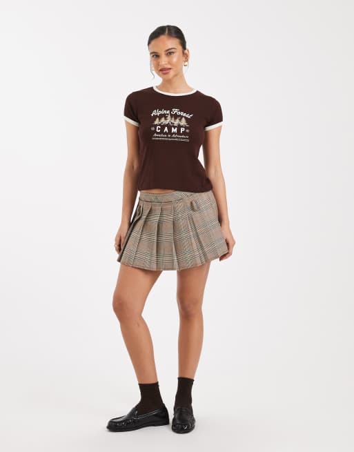 Cotton On cabin graphic baby T-shirt in dark oak, 2 of 4