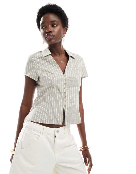 Cotton On - Camicia aderente a maniche corte verde polvere a righe - view 1