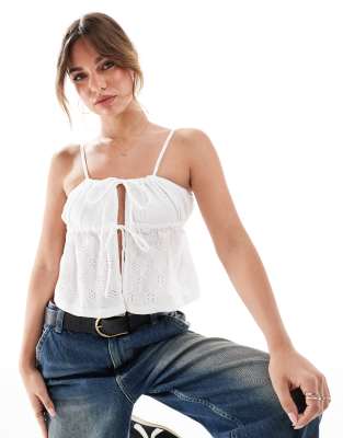 Cotton On - Camisole in Weiß mit geschnürter Vorderseite