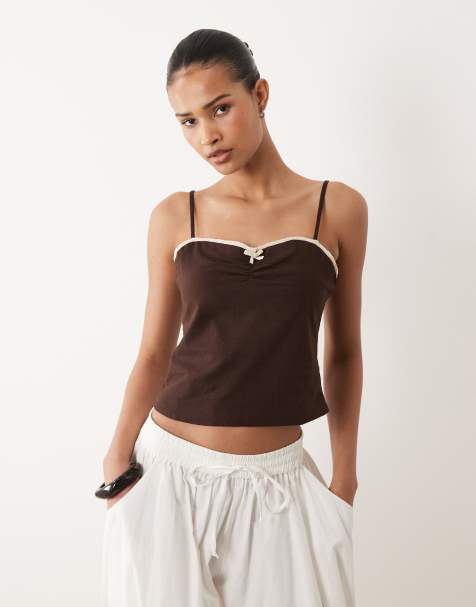 Cotton On – Camisole-Oberteil in dunklem Eichenbraun mit Schleife - view 1