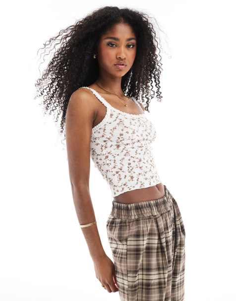 Cotton On – Camisole-Top aus jersey mit Streublumenmuster in Texas-Braun - view 1