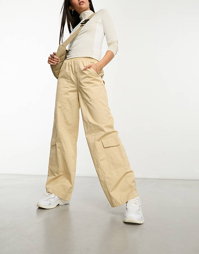 Cotton:On - Cotton On cargo trousers in sand
