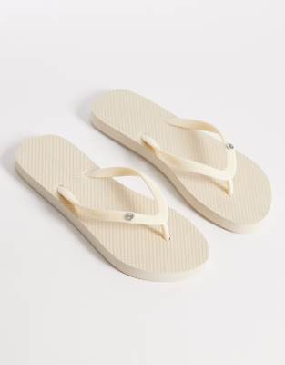  charm flip flop in ecru diamonte