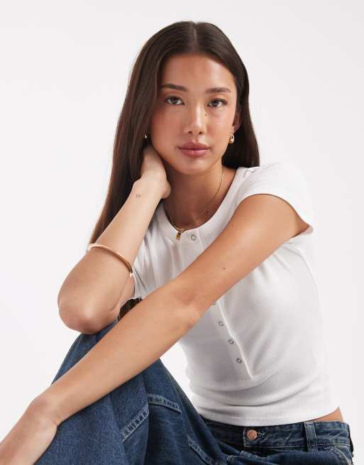 Cotton On - Christy - Hvid T-shirt med henley-detaljer, 3 af 4