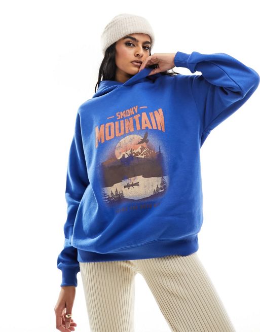 Smoky Mountains Oversized Graphic Sweatshirt – Blue Morning