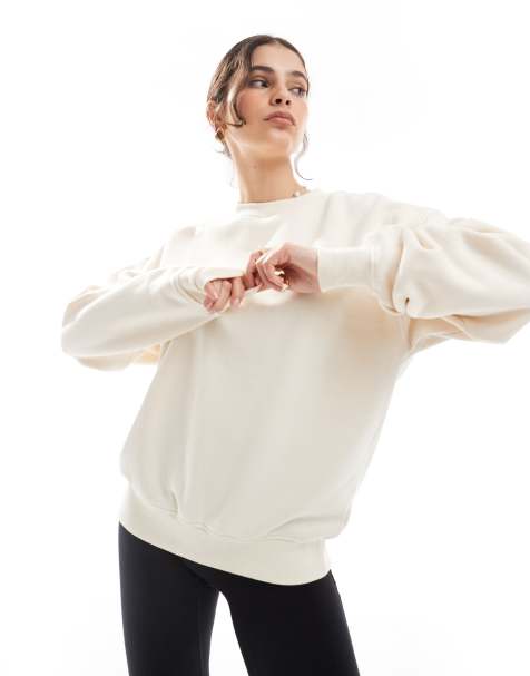 Cotton On – Classic – Sweatshirt aus Fleece in Creme mit Rundhalsausschnitt - view 1