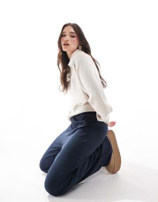 Cotton On classic wide leg trackpant in navy-Brown φωτογραφία