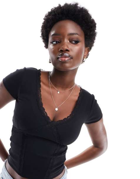 Cotton On - Crop top a maniche corte nero con finiture in pizzo - view 1