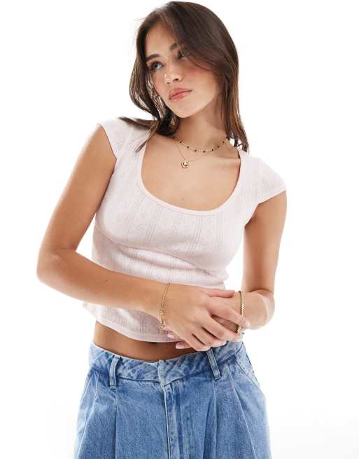 Cotton On - Crop top con scollo rotondo rosa setoso con fiocco