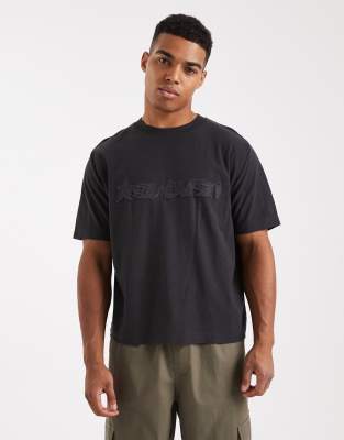 Cotton On Cotton On cropped fit graphic t-shirt in washed black-Grey