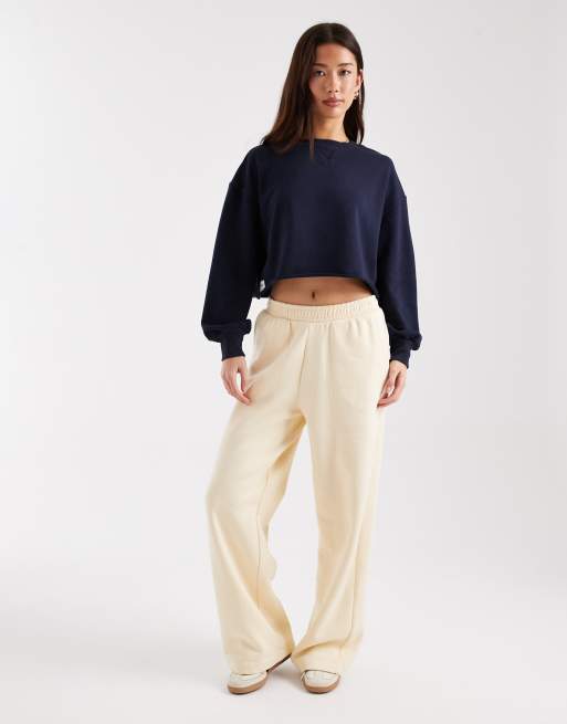 Cotton On cropped sweatshirt in total eclipse, 2 of 4