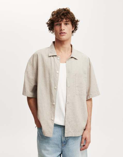 Cotton On – Eli – Kurzärmliges Hemd aus Leinenmix in strukturiertem Hellbeige - view 1