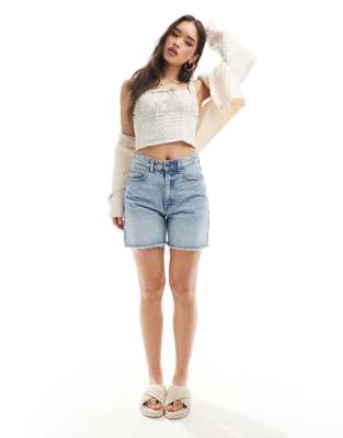 Thumbnail 2 of 4