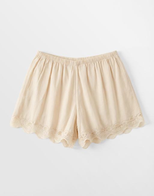 Cotton On – Estelle – Gräddvita minishorts i satin och spets, 6 av 9