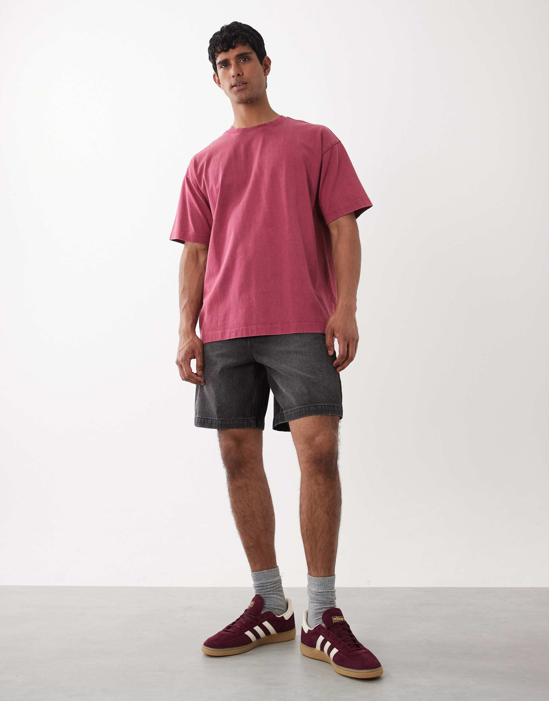 cotton on everyday fit t-shirt in raspberry wash