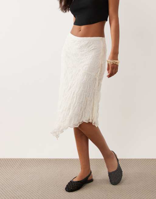 Cotton On - falda de encaje Sofia en blanco arena, 2 de 5