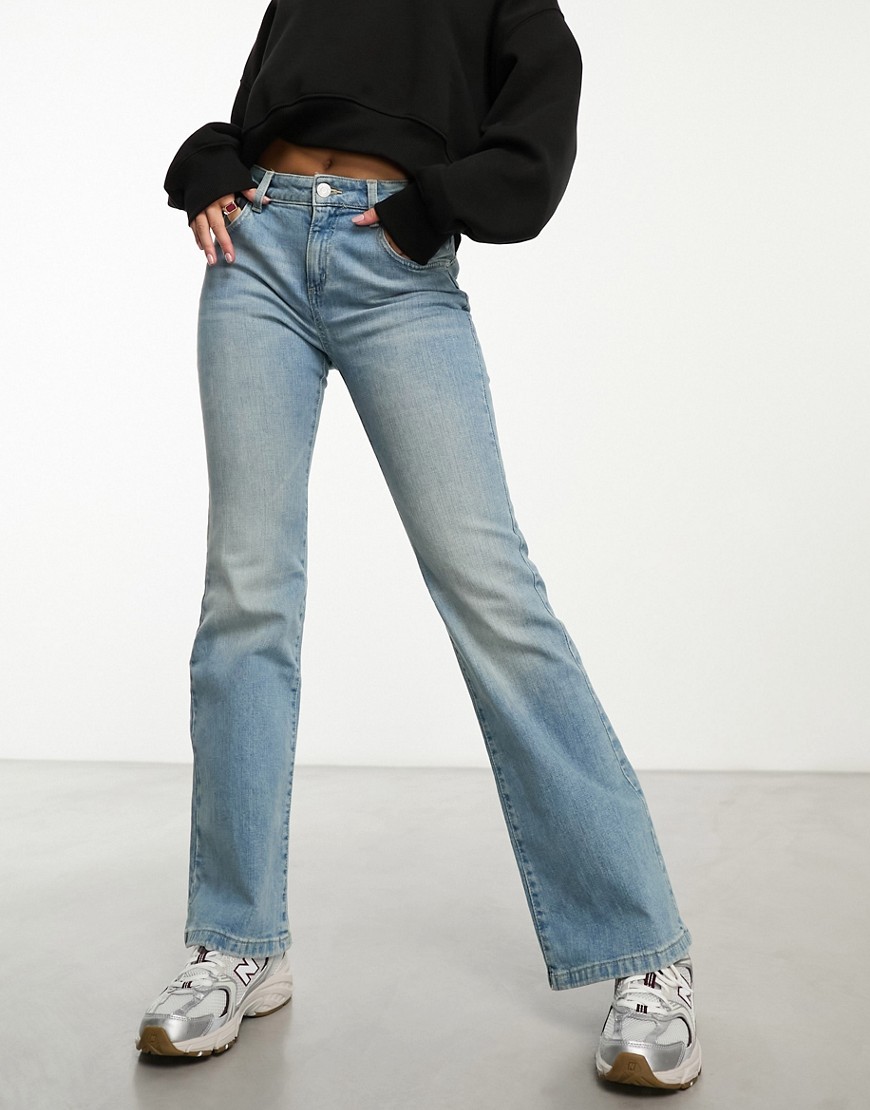 Cotton On flare jeans in...