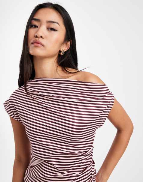 Cotton On – Georgie – Schulterfreies Oberteil mit roten Streifen - view 1