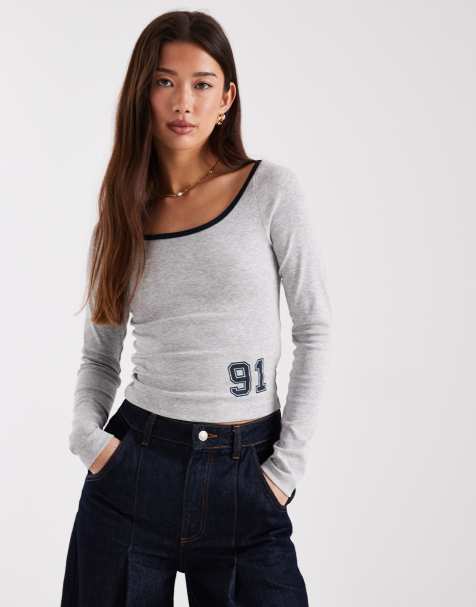 Cotton On – Gråmelerad topp med bara axlar och 91-tryck - view 1