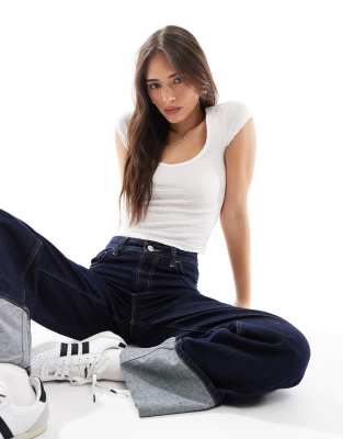 Cotton On - Hailey - Strukturiertes, kurzärmliges T-Shirt in Creme Fraiche-Weiß