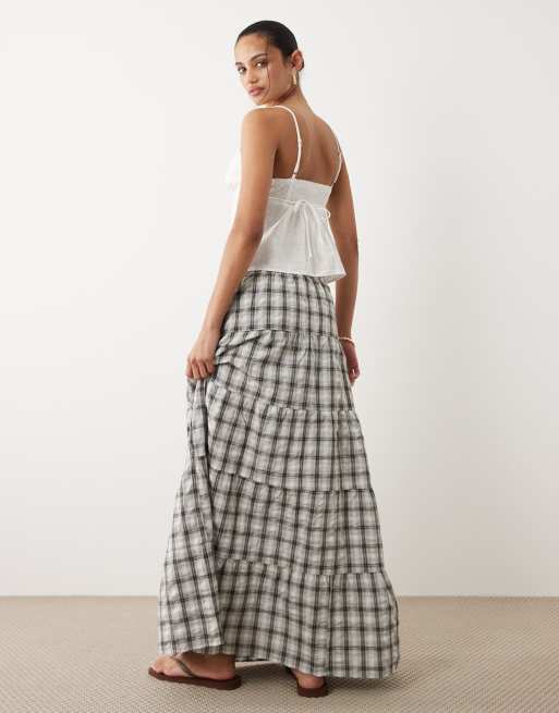 Cotton On haven tiered maxi skirt in dark oak check, 5 of 5