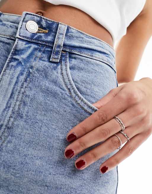 Cotton On high rise classic turn up denim shorts in blue wash , 2 of 5