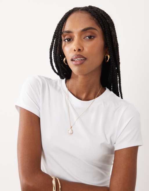 Cotton On hold me short sleeve crew neck in white, 3 of 4