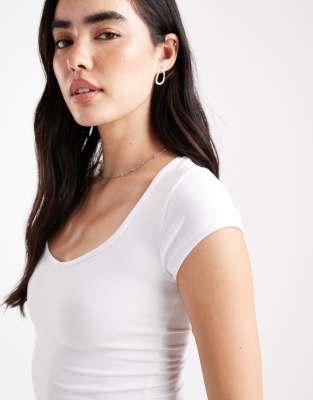 Cotton:on Cotton On Hold Me Short Sleeve T-shirt In White