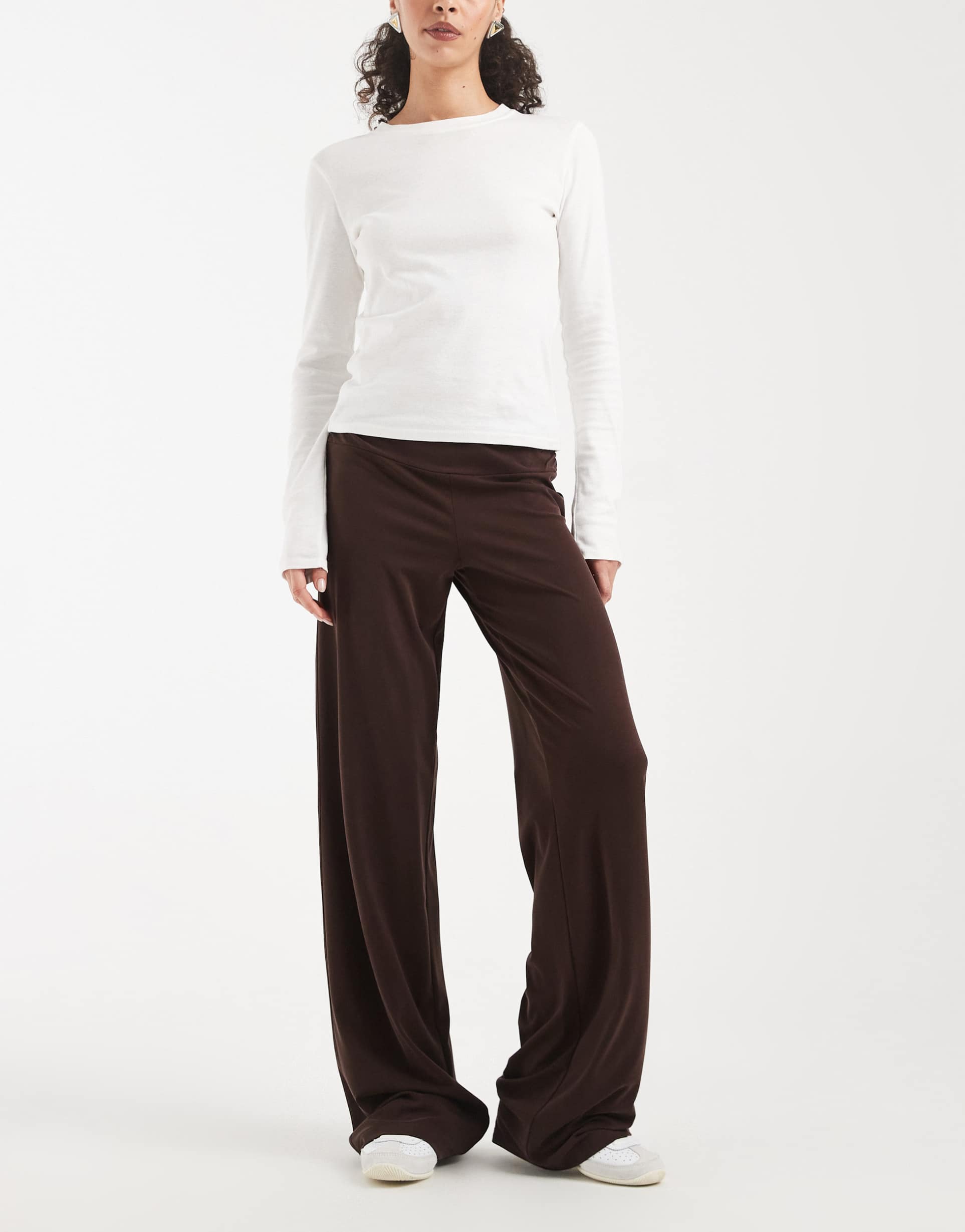 cotton on honey ruched pants in dark oak