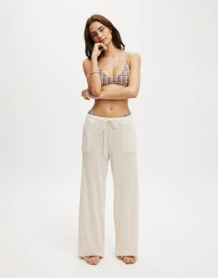 Relaxed Athleisure 4
