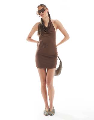 Cotton On - Isla - Minikleid in Schokobraun mit Wasserfallausschnitt