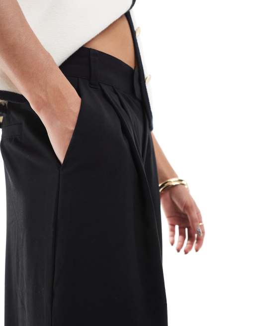 Cotton On Izzy pleated suit pants in black