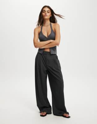 Cotton On Cotton On Izzy pleated suiting pant in charcoal-Grey