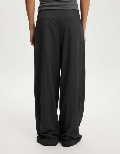 Cotton On Izzy pleated suiting pant in charcoal, 3 of 4