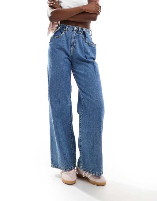 Cotton On - Jeans ampi comodi a vita bassa in denim blu mare