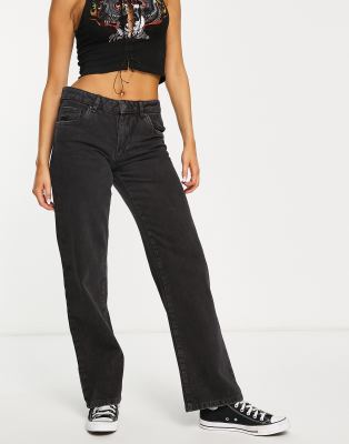 Cotton On - Jeans in Schwarz mit geradem Bein und niedrigem Bund