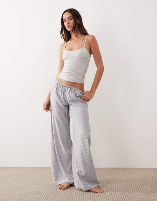 Cotton On - Kokosfarvede pyjamasbukser i blød flonel med vide ben og mikrotern, 4 af 4