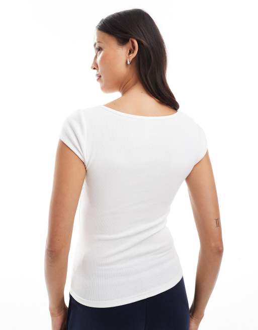 Cotton On - Kokoshvid T-shirt med dyb rund hals i 90'er-stil, 4 af 4