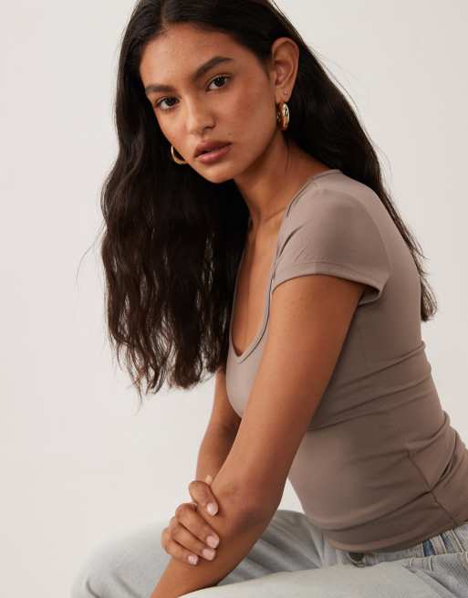 Cotton On kortärmad topp i mocha, 3 av 4