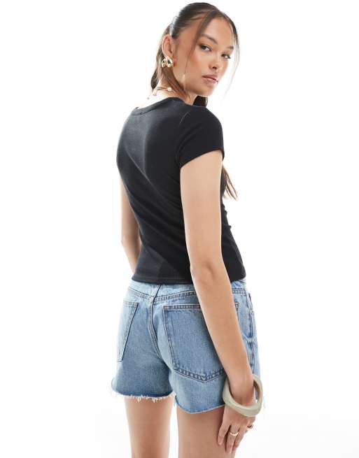 Cotton On – Kurzärmliges T-Shirt in Schwarz mit Henley-Ausschnitt, 3 von 4