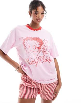 Cotton On – Lässiges T-Shirt in Rosa mit Betty-Boop-Grafik - view 1