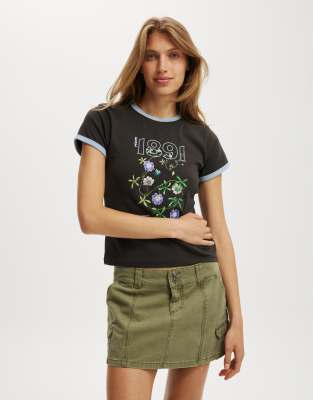 Cotton On Lcn baby graphic tee in black  