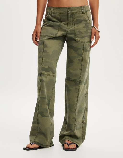 Cotton On Lexi low rise utility pant in green, 2 of 4